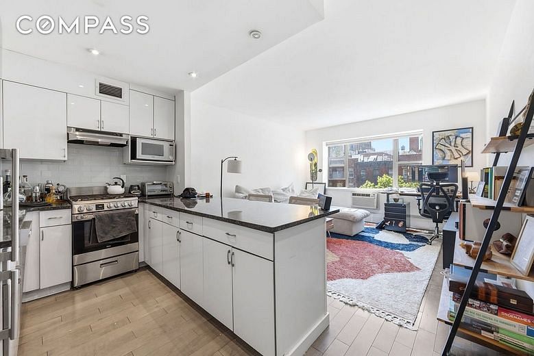 400 East 14th Street #4C