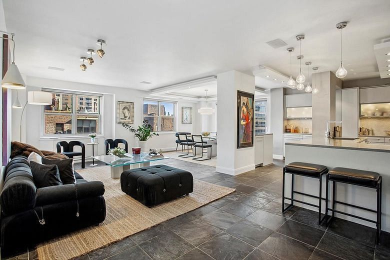 400 East 54th Street #19F