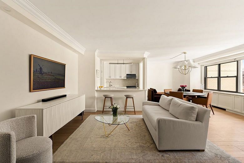 400 East 56th Street #11O