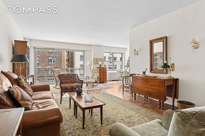 400 East 56th Street #4R
