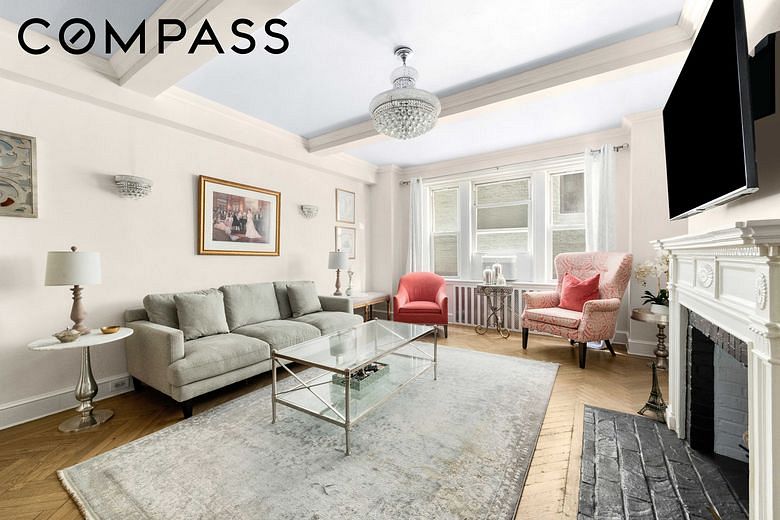 400 East 59th Street #2A