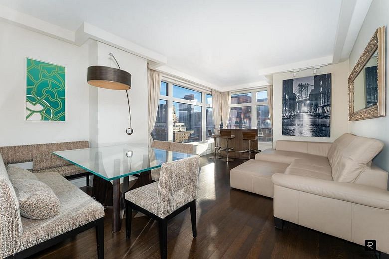 400 East 67th Street #10E