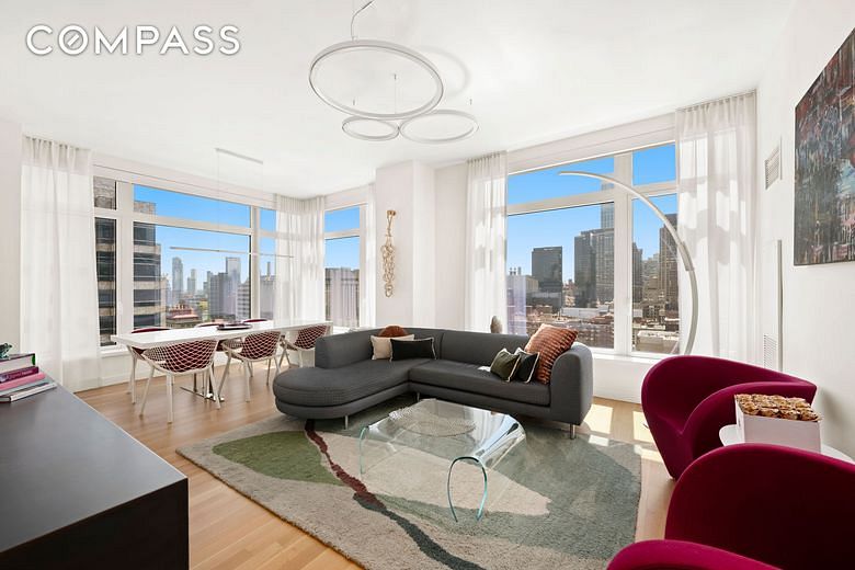 400 East 67th Street #19D