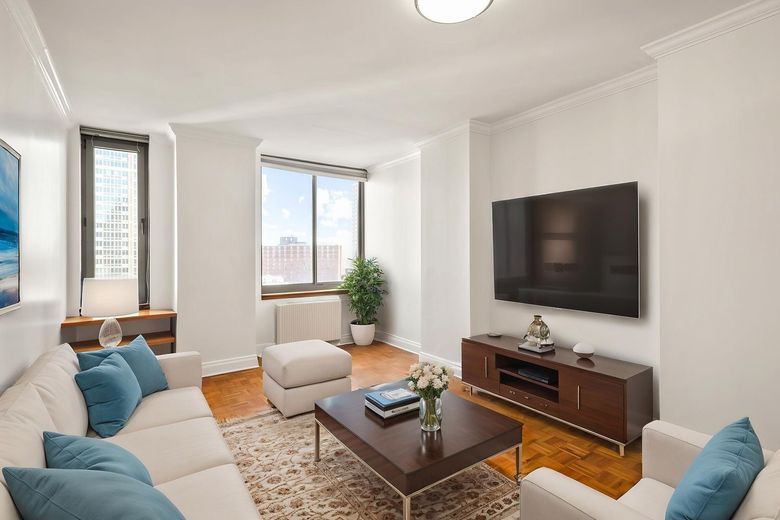 400 East 90th Street