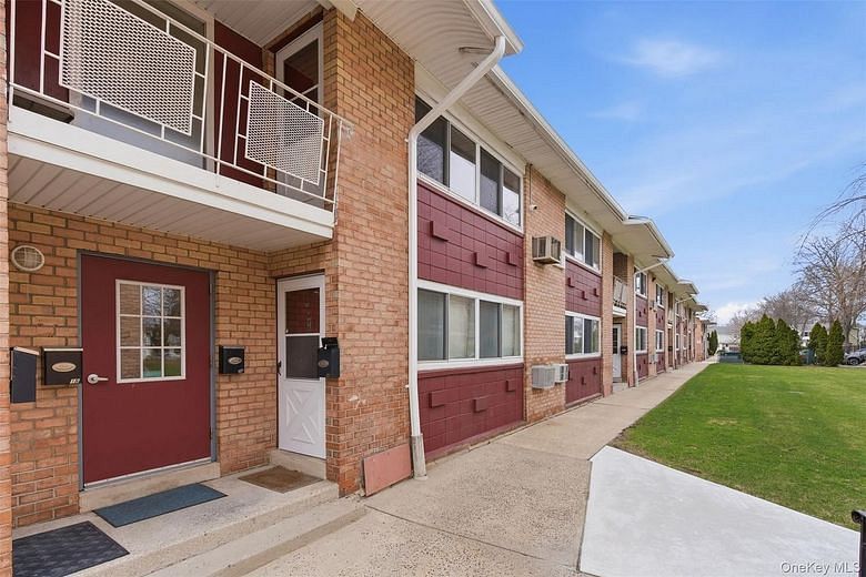 400 Fulton Street #3B