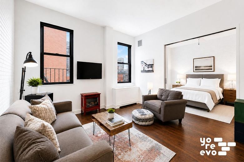 400 West 23rd Street #4M