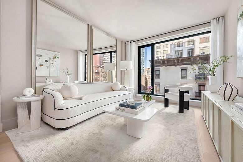 400 West 38th Street #5EN