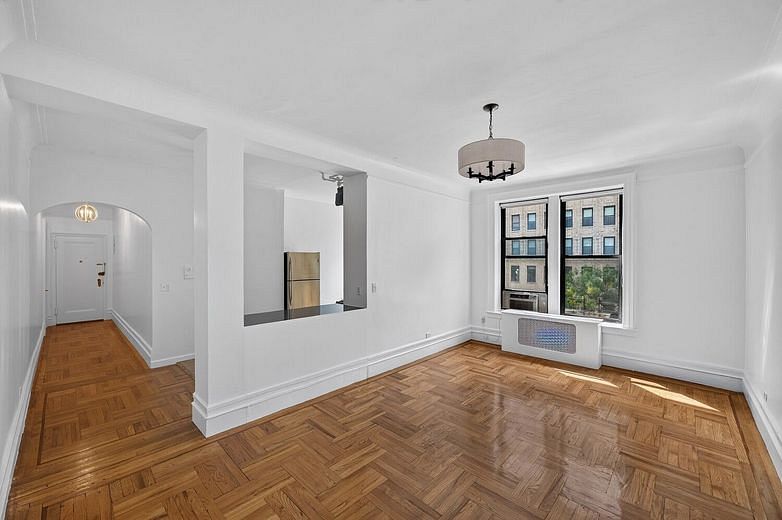 401 West End Avenue #2B