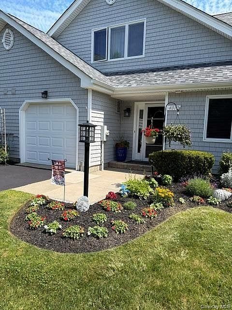 4010 The Fairway