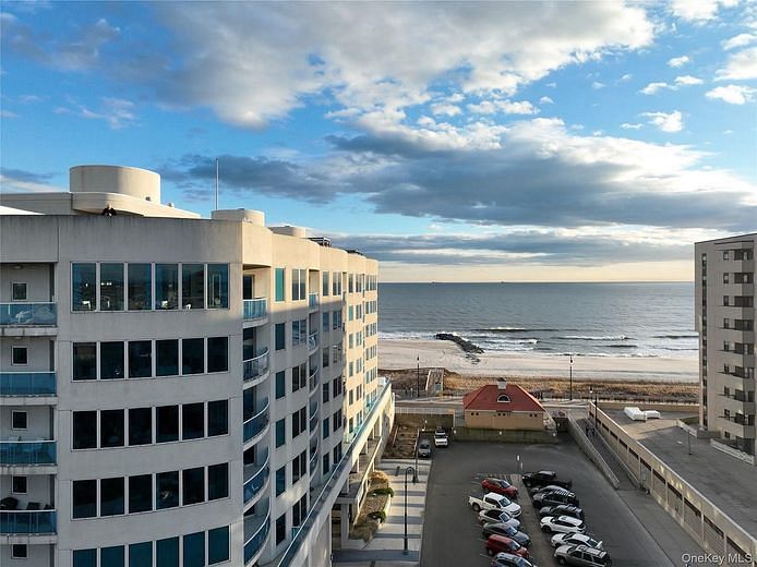 403 E Boardwalk #502