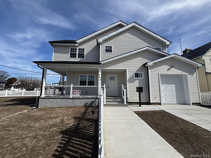 403 S Bayview Avenue