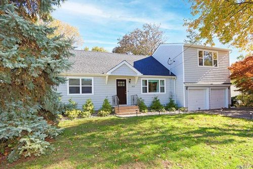 Image 1 of 27 for 422 1st Street in Long Island, E. Northport, NY, 11731