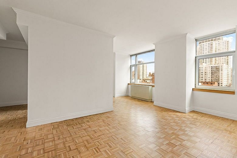 404 East 76th Street #10D