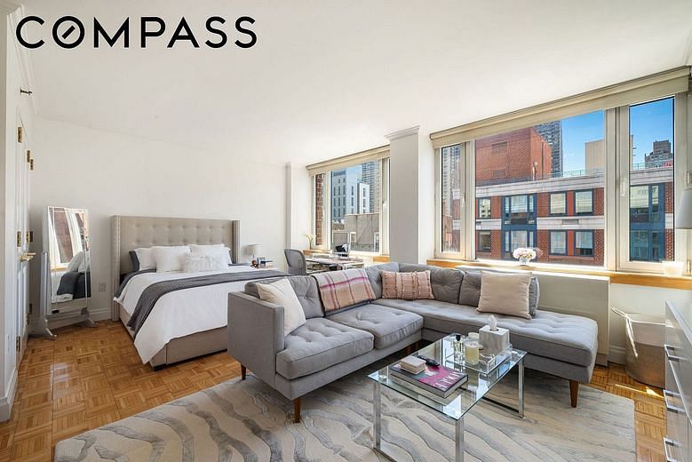 404 East 76th Street #6M