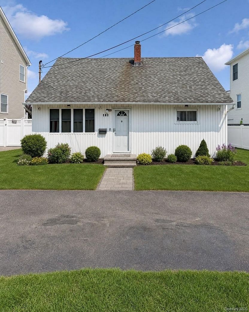 404 Front Street