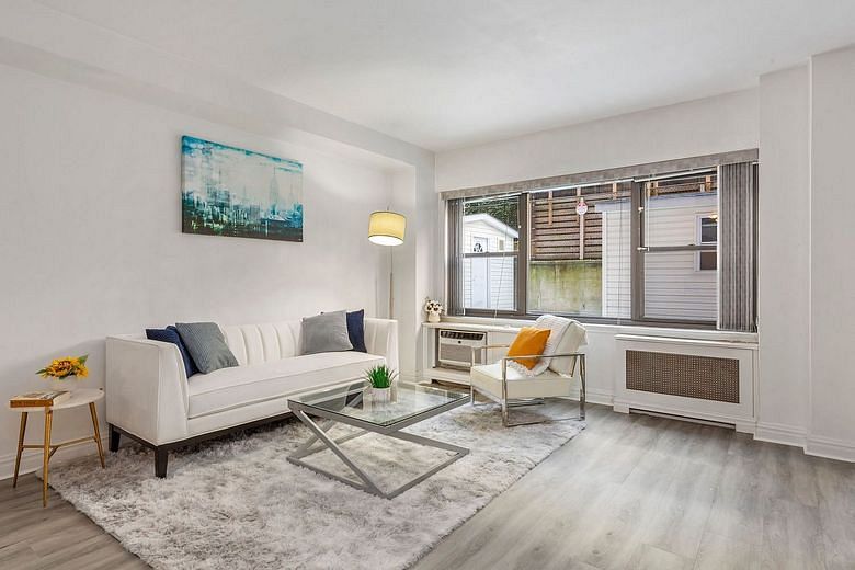 405 East 63rd Street #1B