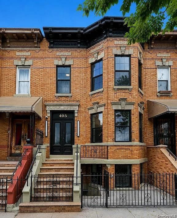405 Irving Avenue