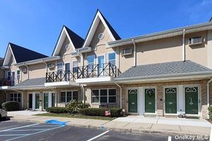 Image 1 of 26 for 407 Cambridge Court #407 in Long Island, Glen Cove, NY, 11542