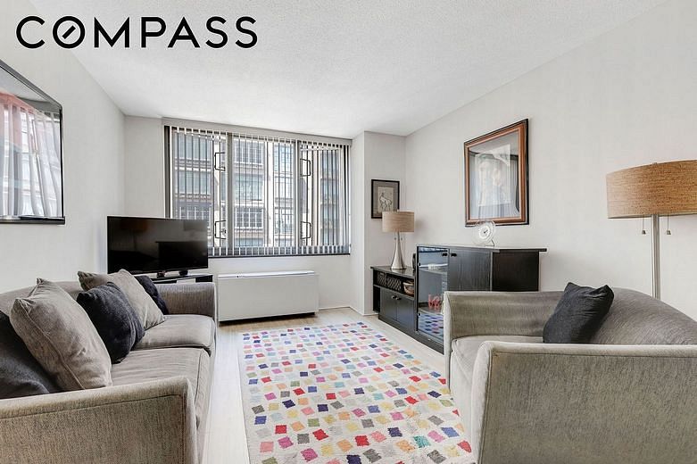 407 Park Avenue South #12F