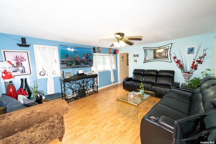 Image 1 of 13 for 220 Gunther Avenue in Long Island, Bay Shore, NY, 11706