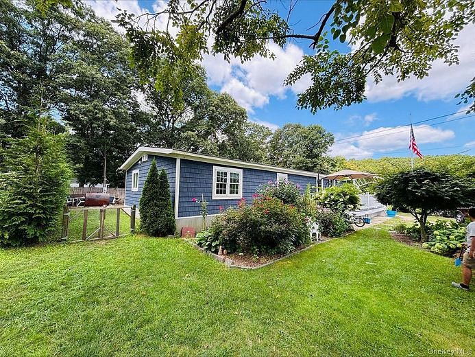 41 Carls Place #41