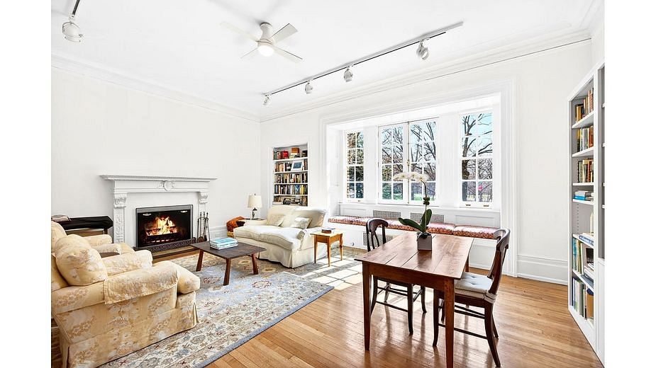 41 Central Park West #1A