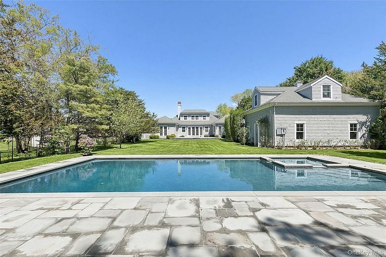 41 Edgewood Avenue