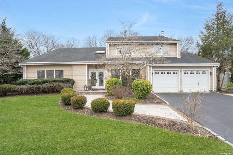 Image 1 of 36 for 41 Fleetwood Road in Long Island, Commack, NY, 11725
