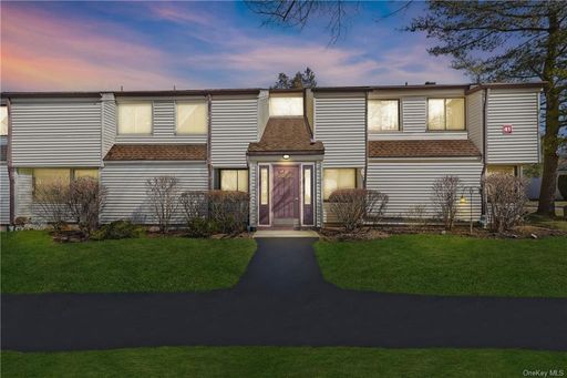 Image 1 of 32 for 41 Jefferson Oval #G in Westchester, Yorktown Heights, NY, 10598