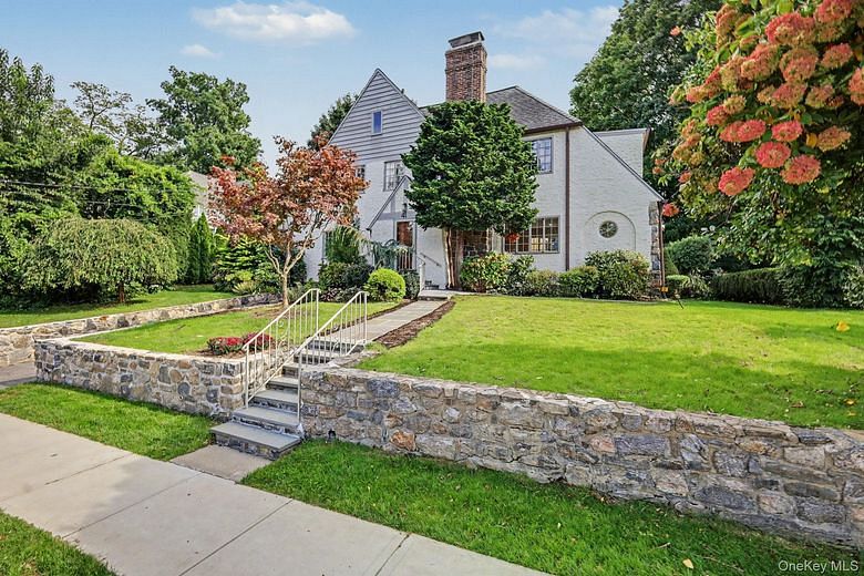 41 Maple Hill Drive