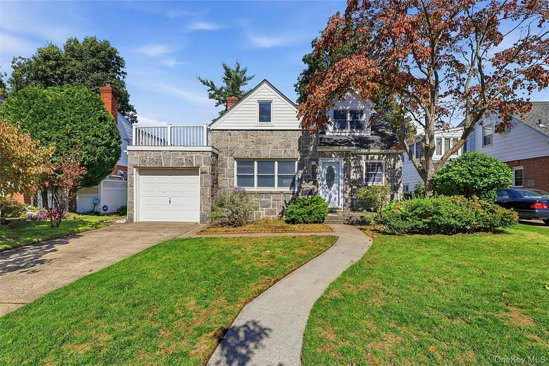41 Oak Drive