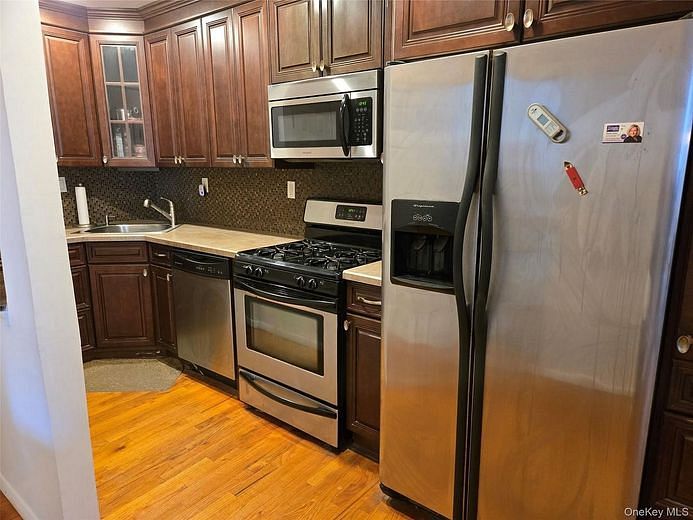 410 East Broadway #7R