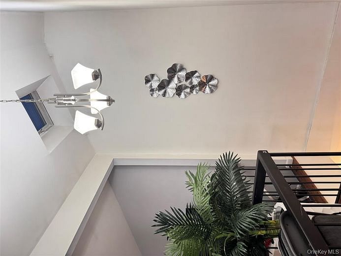 411 121st Street #12