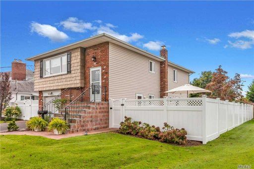 Image 1 of 32 for 55 Cypress Avenue in Long Island, Bethpage, NY, 11714