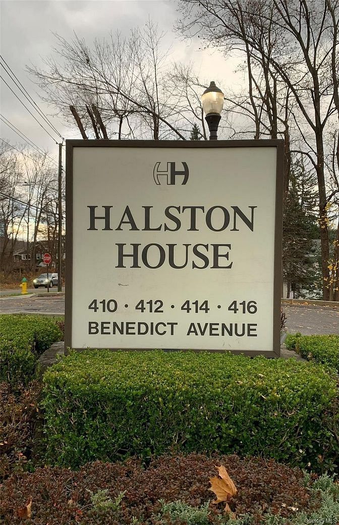 416 Benedict Avenue #4A