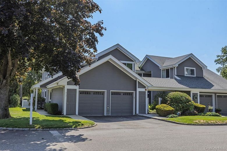 416 Lindsay Lane