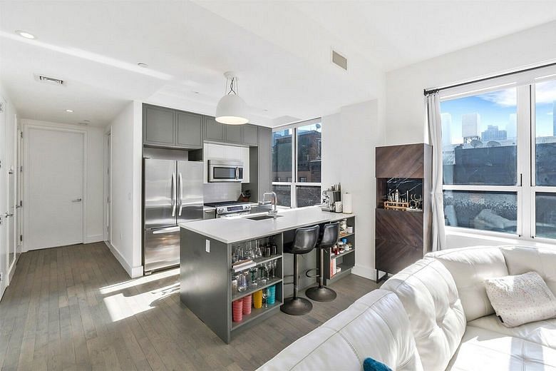 416 West 52nd Street #514