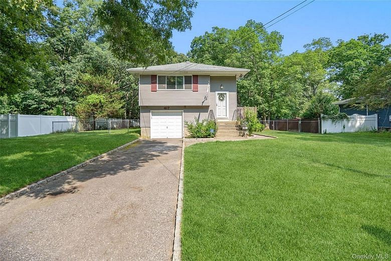 417 Winters Drive N