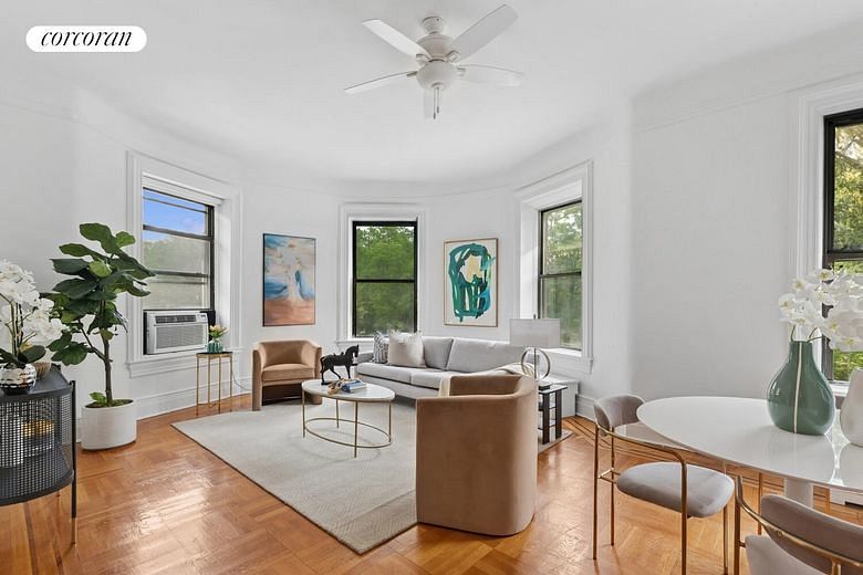 418 Central Park West #22