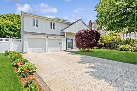 Image 1 of 28 for 2937 Clubhouse Road in Long Island, Merrick, NY, 11566