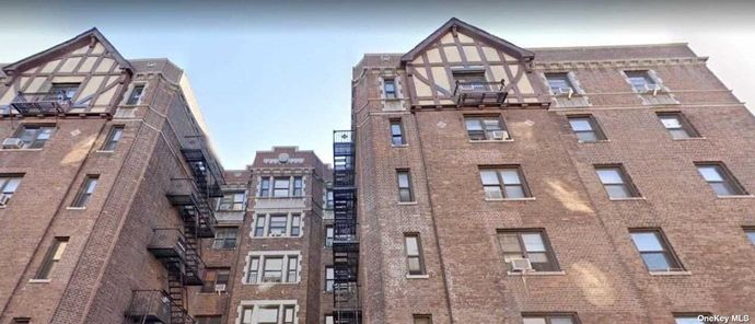 Image 1 of 14 for 42-02 Layton Street #202 in Queens, Elmhurst, NY, 11373