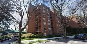 42-30 Douglaston Parkway #3L