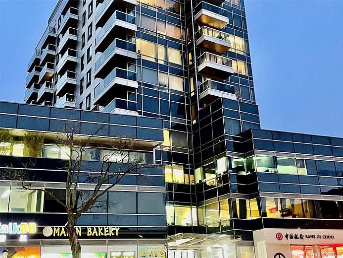 42-35 Main Street #CF- 2H