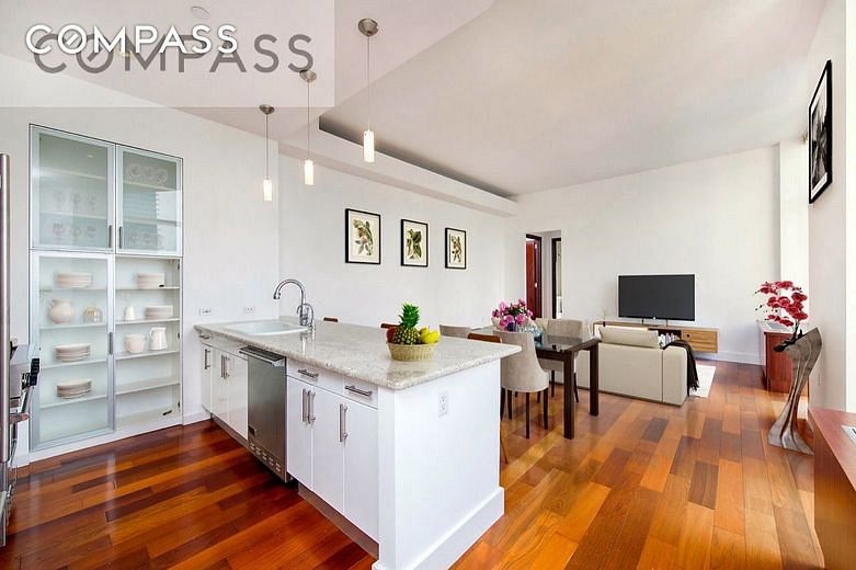 42-51 Hunter Street #6D