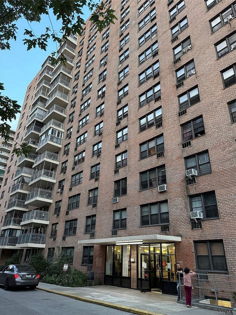 42-55 Colden Street #6S