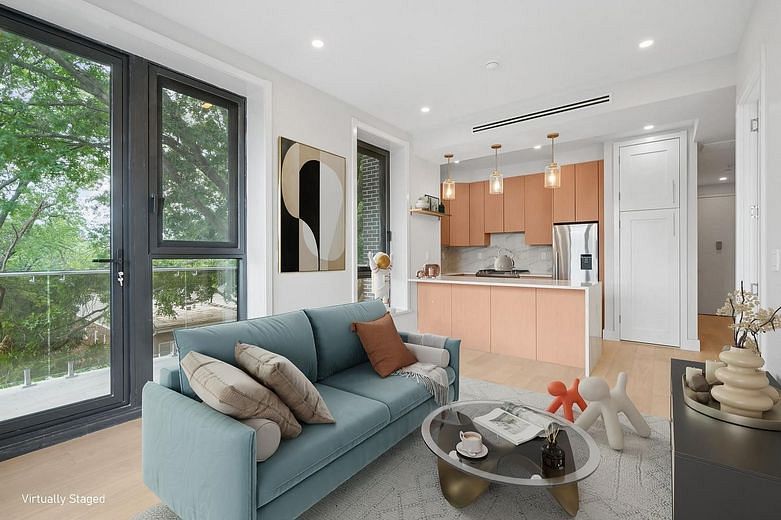 42-98 Saull Street #402