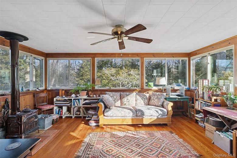 42 Bittersweet Avenue