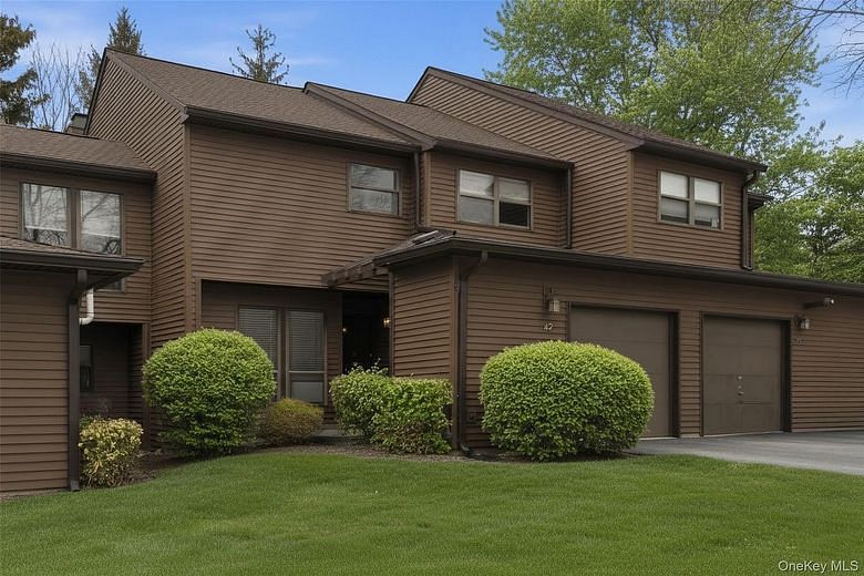 42 Brooke View Drive