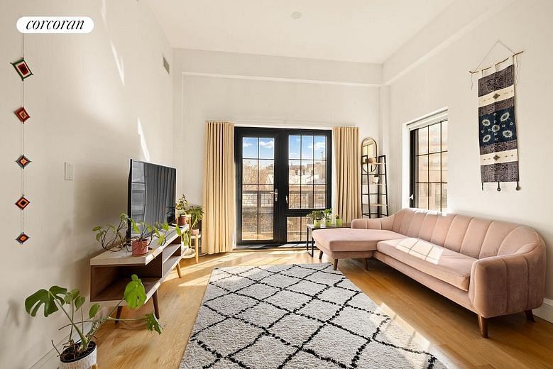 42 Maspeth Avenue #4E