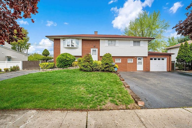 42 Pebble Lane